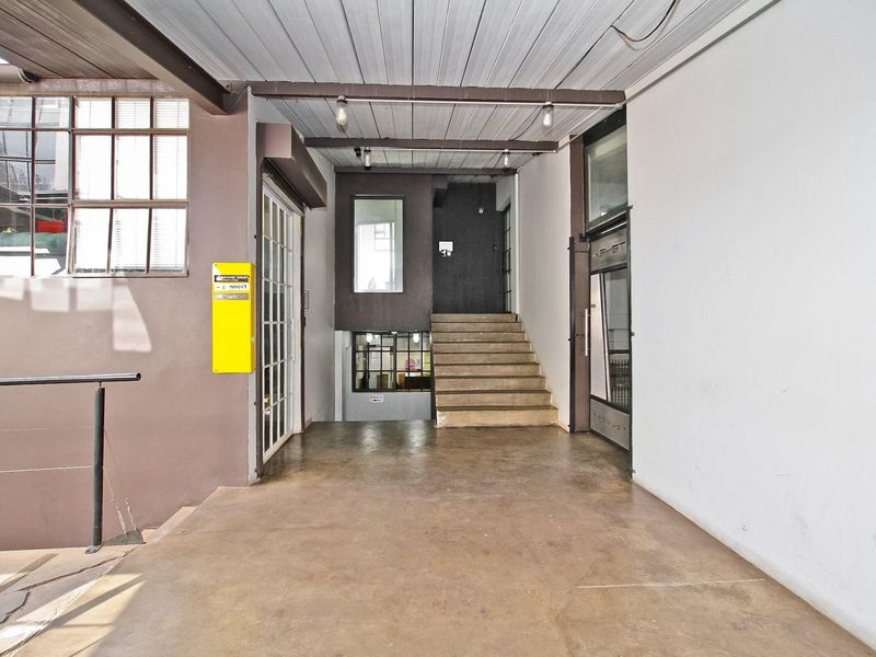 Centrally Located Creative Studio & Offices For A Dynamic Business - Photo 5