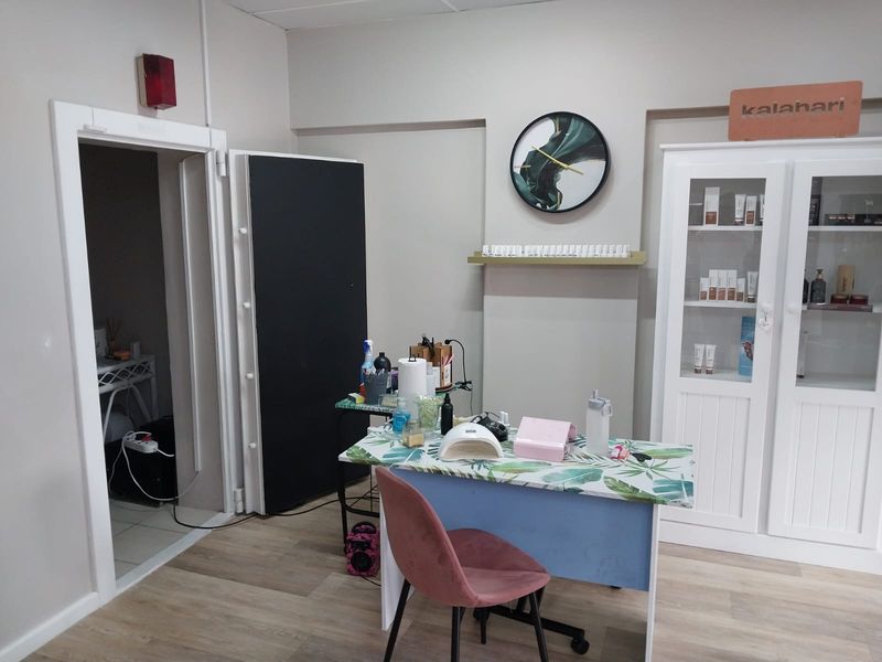 Retail space available in high demand area - Photo 10