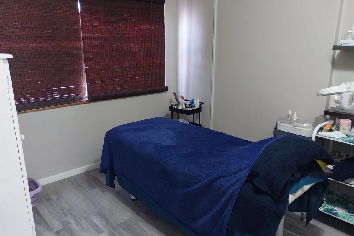 Retail space available in high demand area - Photo 5