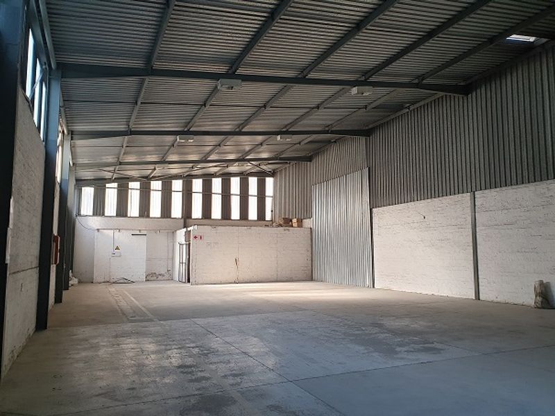Warehouse to let. - Photo 5