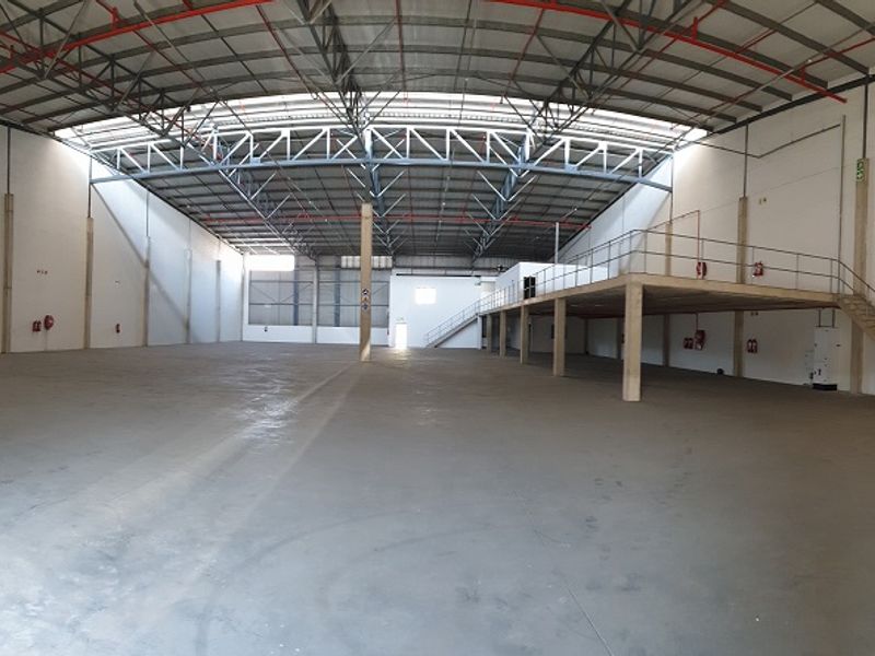 Warehouse to let. - Photo 7