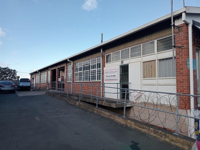 Fantastic facility to let suitable for all business types. - Photo 6