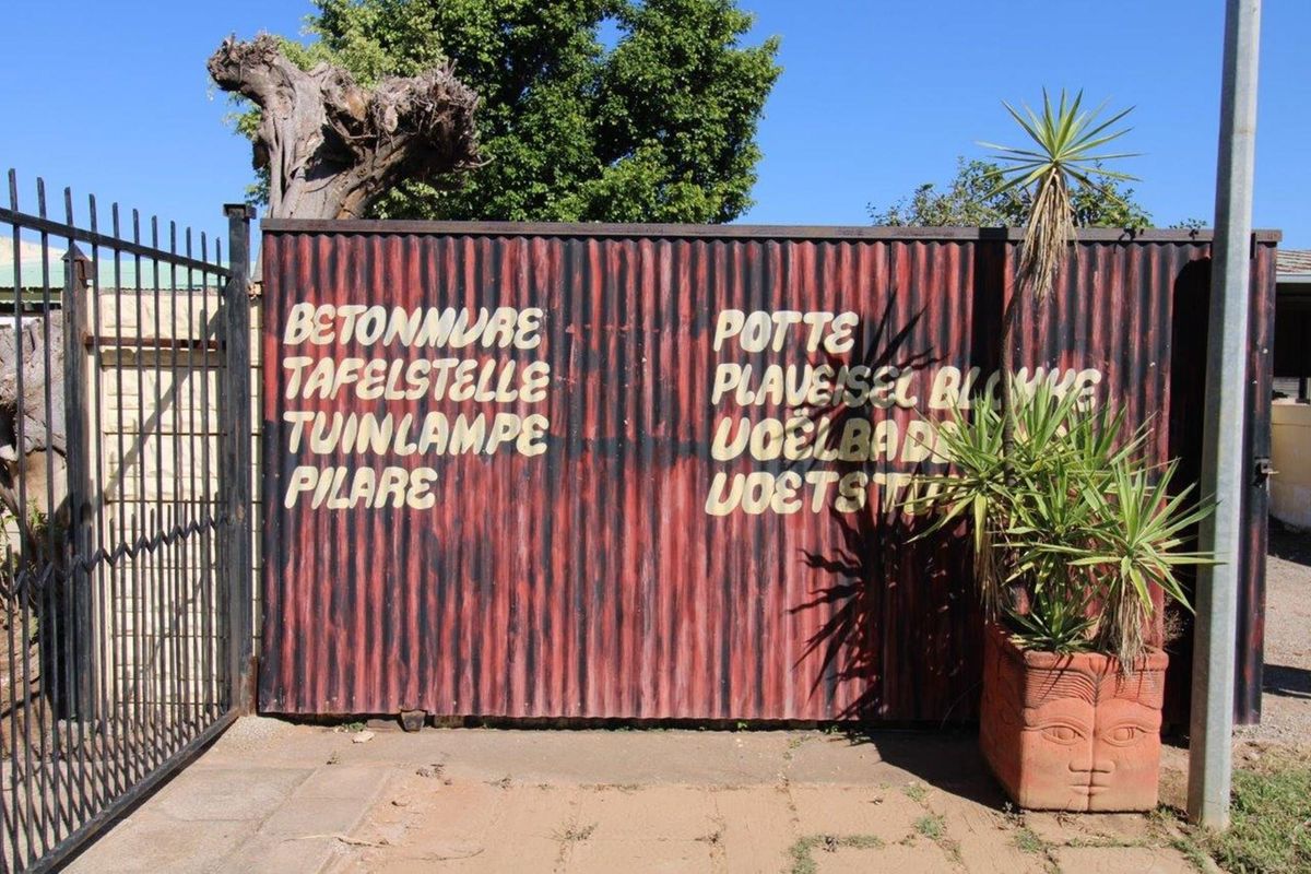 Bela-Bela - Concrete Works factory and business with all molds, equipment, tools and delivery truck - Photo 4