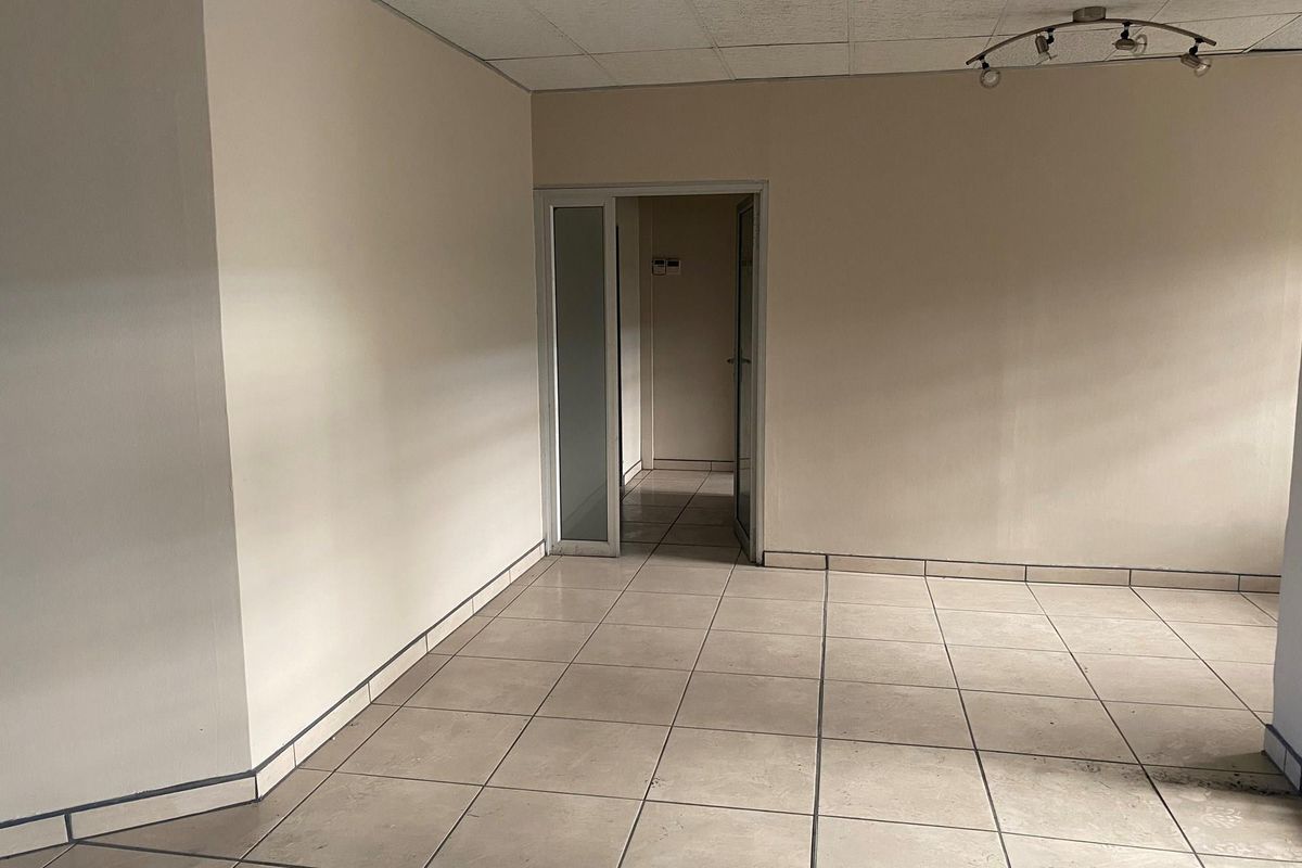 Office For Sale In The Hub Of Richards Bay Central, Kwa-Zulu Natal - Photo 3