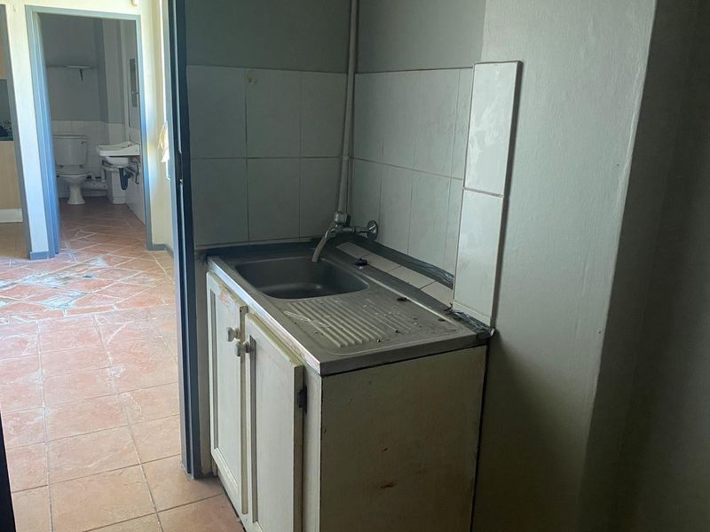 Prime Office Or Retail Space For Sale - Photo 10