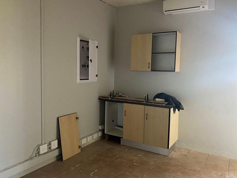 Prime Office Or Retail Space For Sale - Photo 8