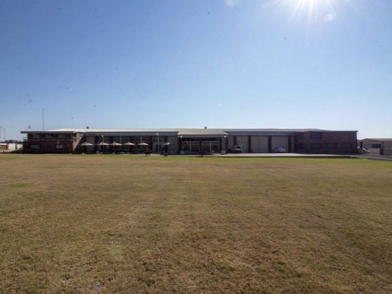 Prime Industrial Property for Sale in SAE Business Park - Photo 2