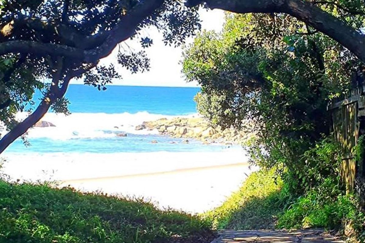 Ramsgate. A block of eight apartments in the coastal town of Ramsgate. - Photo 3