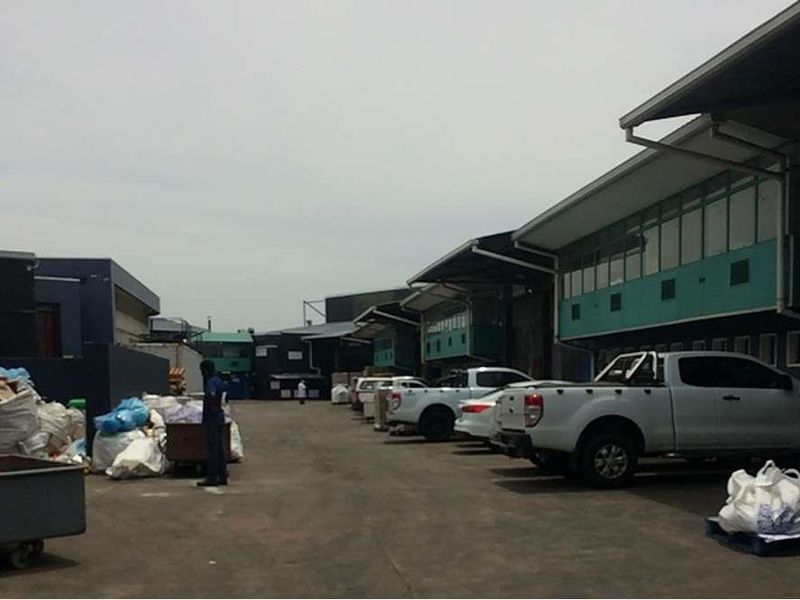 Fantastic park on North Coast Rd-Last one available. - Photo 7