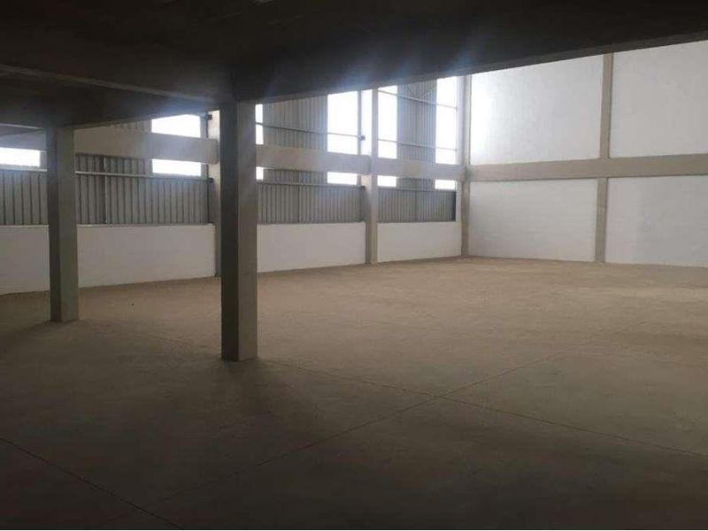 Pristine warehouse to let in prime Cornubia Park with link truck container access. - Photo 3