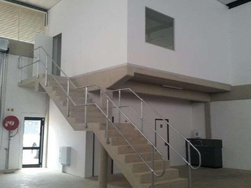 Pristine warehouse to let in prime Cornubia Park with link truck container access. - Photo 7