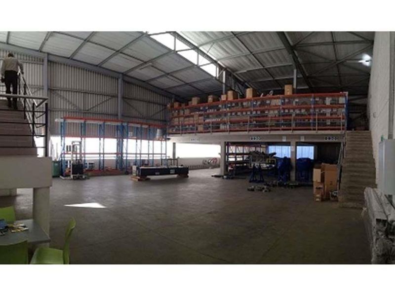 636m2 Warehouse To Let in Riverhorse Valley - Photo 8
