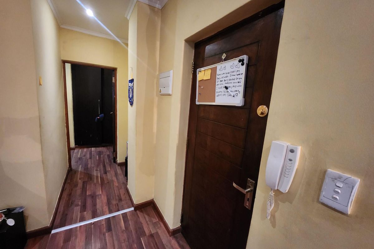 Unlock the Door to Urban Excellence: Your Luxury in the City Awaits - Photo 3