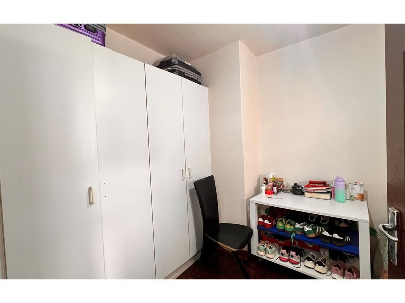 "Spacious 3-Bedroom Apartment in Durban Central" - Photo 10