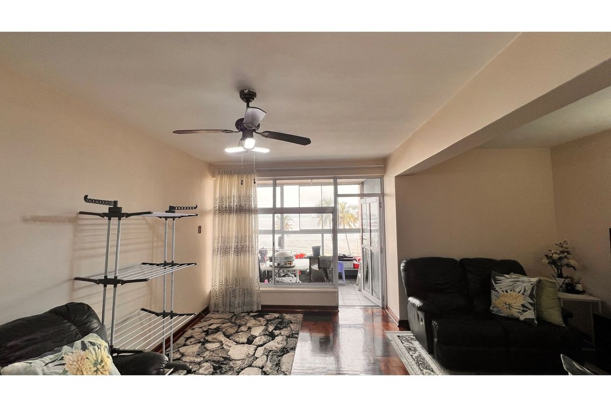 "Spacious 3-Bedroom Apartment in Durban Central" - Photo 4