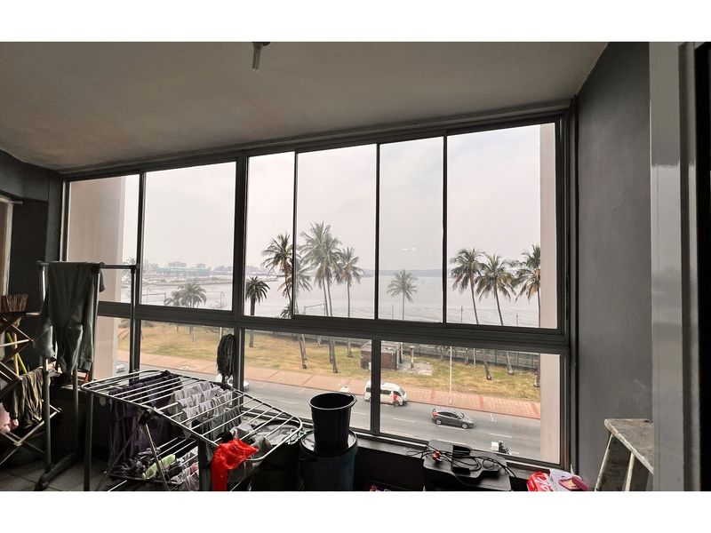 "Spacious 3-Bedroom Apartment in Durban Central" - Photo 5