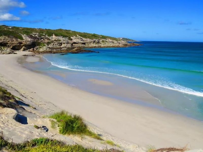 845 sqm plot in Franskraal in Gansbaai incl approved building plan ... - Photo 3