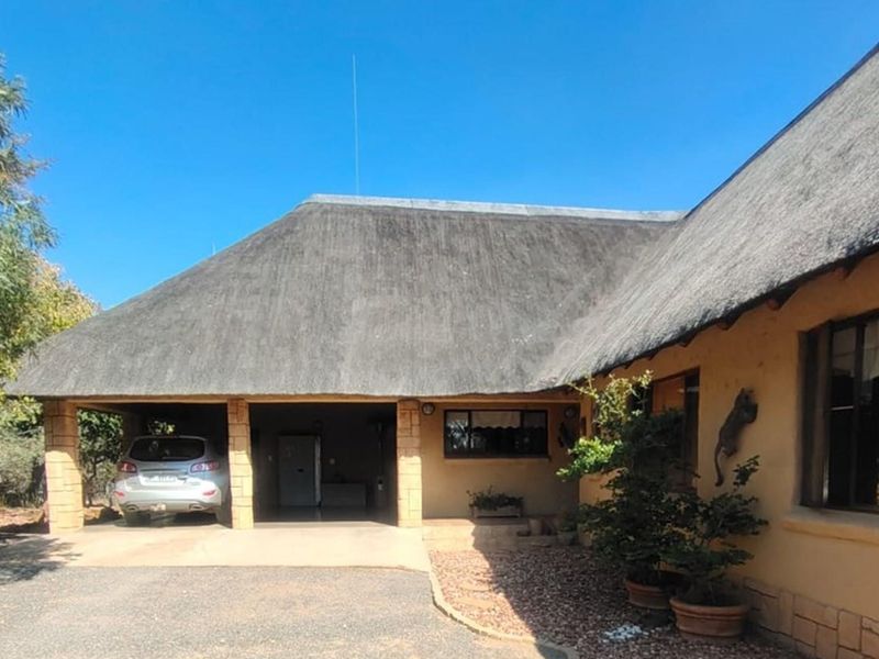 BREATHTAKING VIEWS - MONATE PRIVATE GAME RESERVE (SHARE BLOCK) - Photo 8