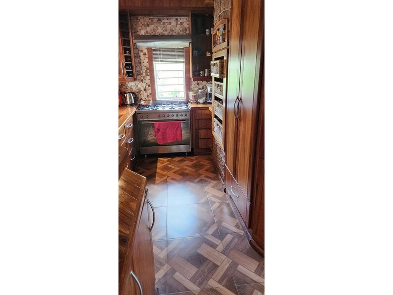 House For Sale in Deneysville - Photo 6