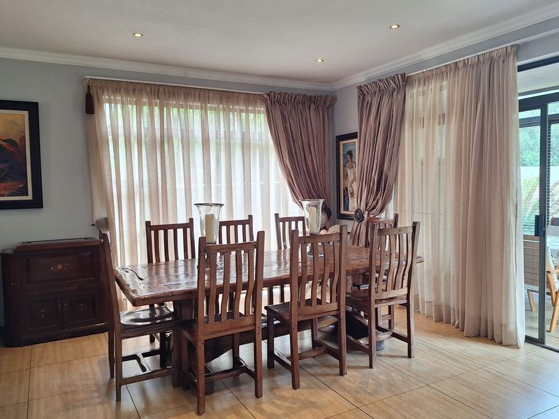 Step into perfection: Your immaculate, ready-to-move in dream home awaits - Photo 10