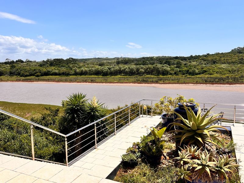 For sale the perfect blend of rustic charm and modern luxury on The East Coast of East London - Photo 3