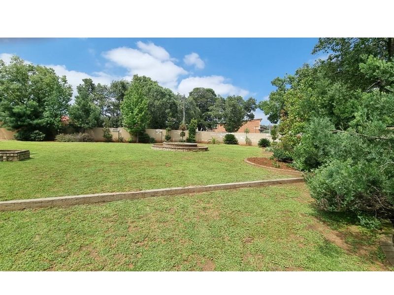 "Luxury Potential Guesthouse : Urban Oasis - Photo 10