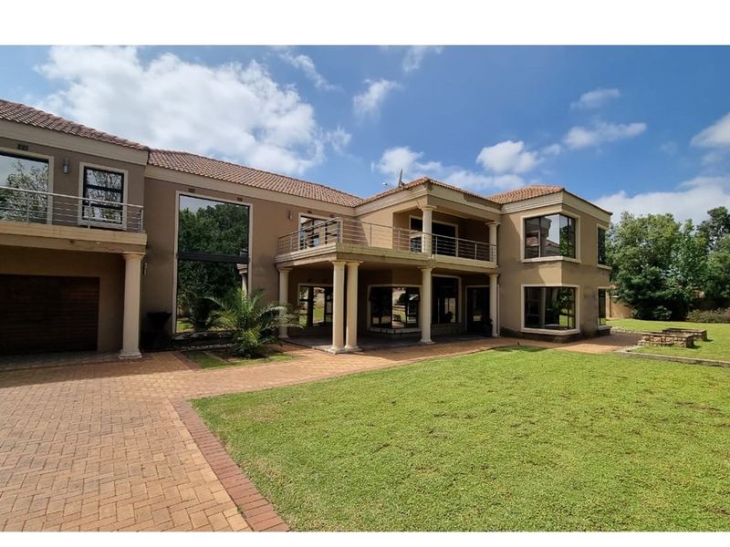 "Luxury Potential Guesthouse : Urban Oasis - Photo 8