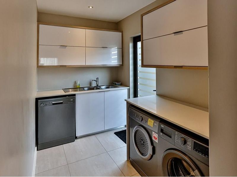Stunning 4 Bedroom townhouse for sale in Zimbali Estate R5,995;000 - Photo 9