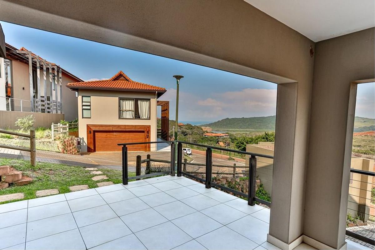 Stunning 4 Bedroom townhouse for sale in Zimbali Estate R5,995;000 - Photo 5