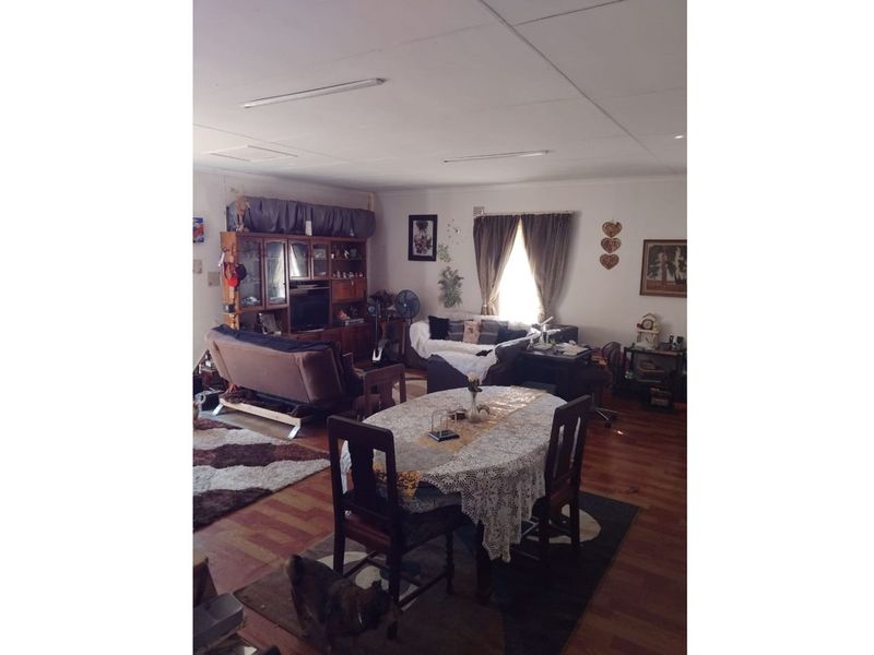 House For Sale in Deneysville - Photo 10