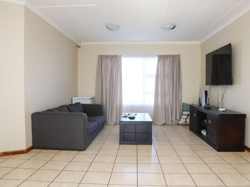 House For Sale in Gonubie, East London - Photo 4