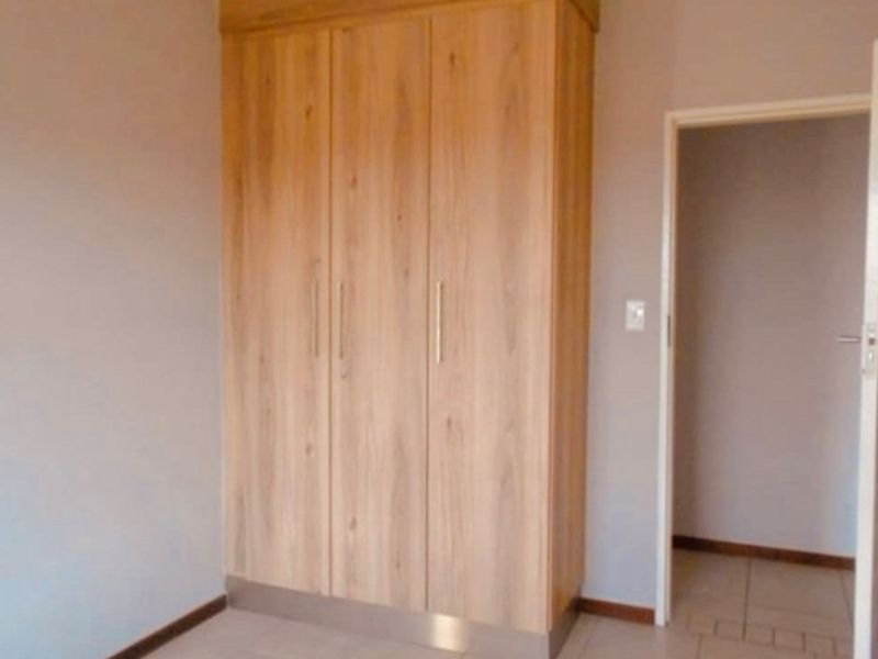 For Sale: 2-Bedroom, 1-Bath Apartment with Double Carport - Photo 7