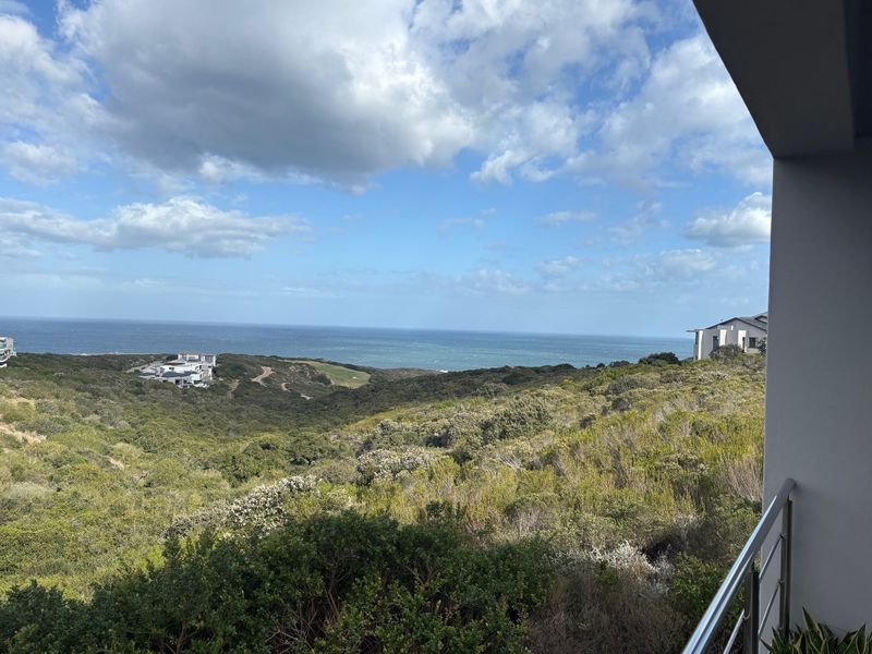 Discover Your Dream Home in Pinnacle Point Estate! - Photo 2