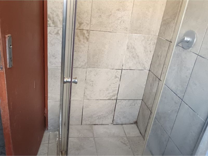 "Discover Elegance: Ormonde View Dream Home" - Photo 8