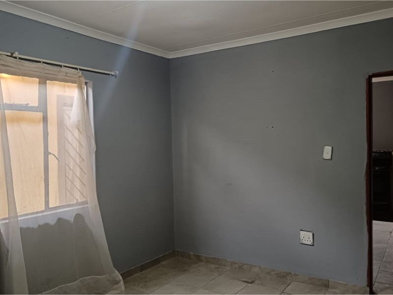 "Discover Elegance: Ormonde View Dream Home" - Photo 10