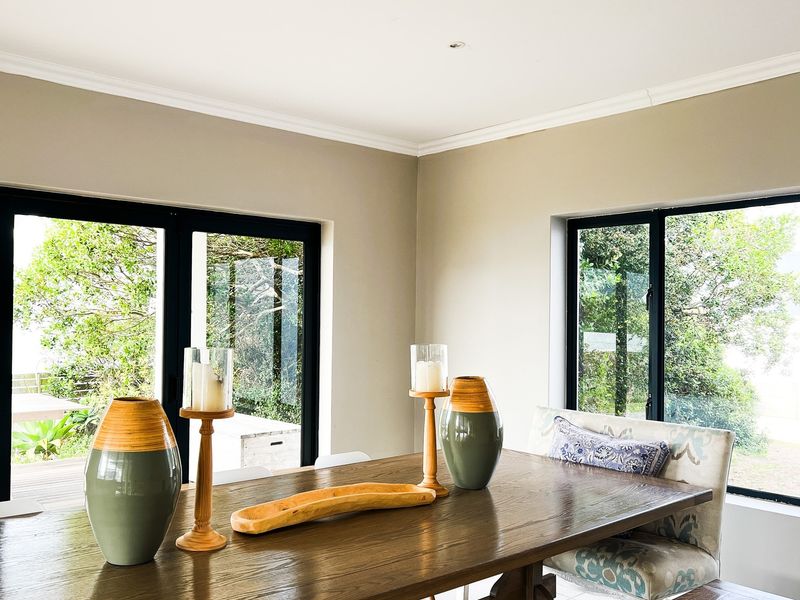 Beautiful Four Bedroom All En-Suite Family Home - Photo 7