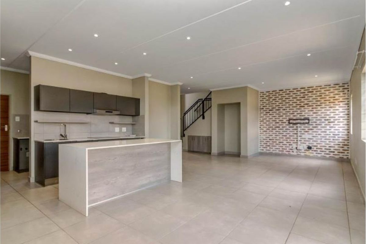 Discover Your Dream Home in Gauteng - Lion Pride 1.7million - Photo 3