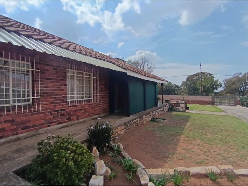 Price Drop !! Contact us today. - Photo 3