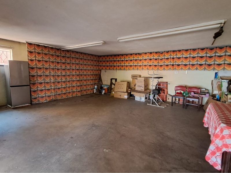 NEAT HOME! - Photo 9