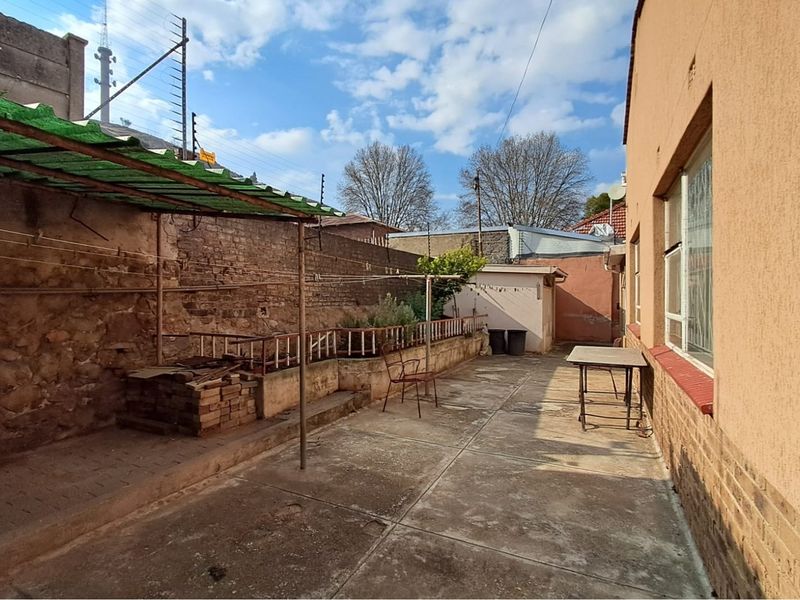 NEAT HOME! - Photo 3