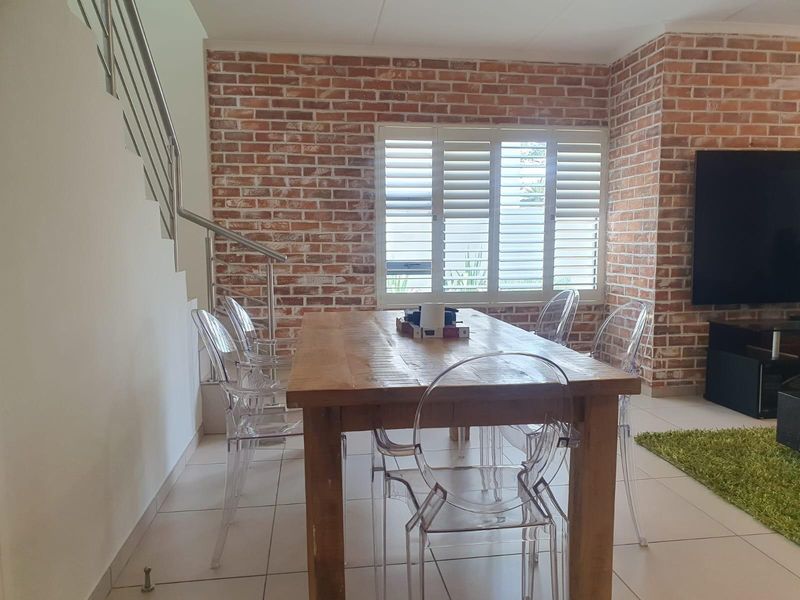 "Modern Luxury 3bed Home, Complete with Solar, for Sale in Broadacres'' - Photo 7