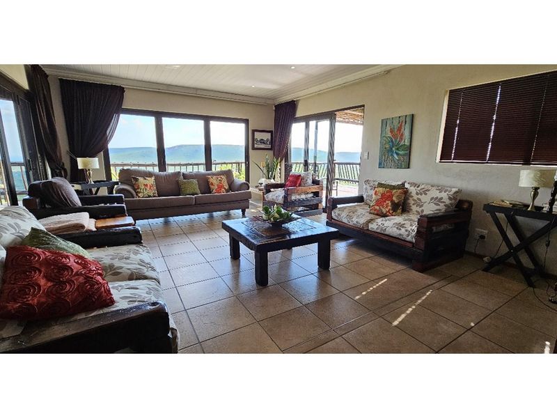 Highlands Wilderness - Three bedroom house with spectacular mountain views - Photo 7