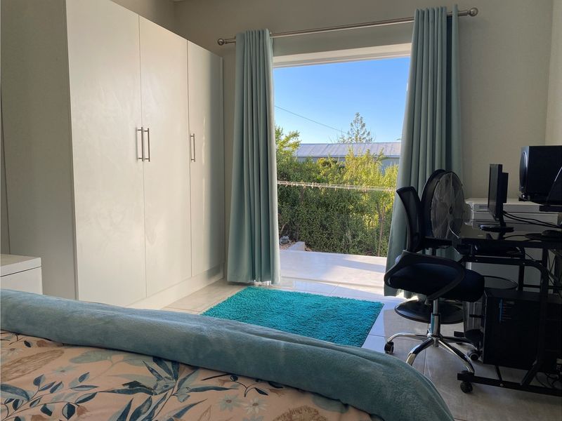 Modern Comfort in Prince Albert - Photo 6