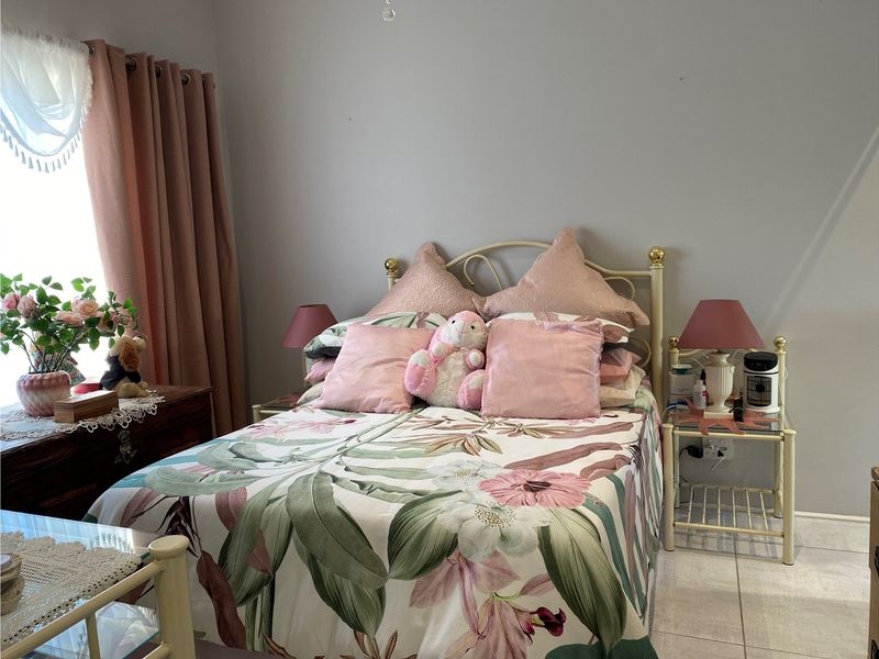 Modern Comfort in Prince Albert - Photo 9