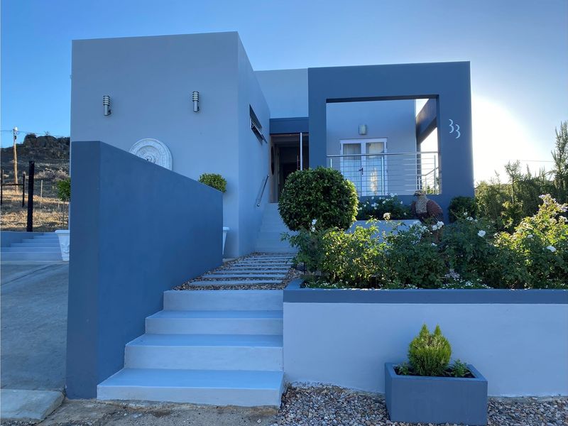 Modern Karoo Lock up and go - Photo 1