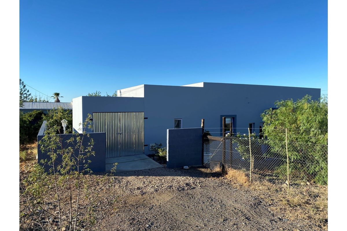 Modern Karoo Lock up and go - Photo 3