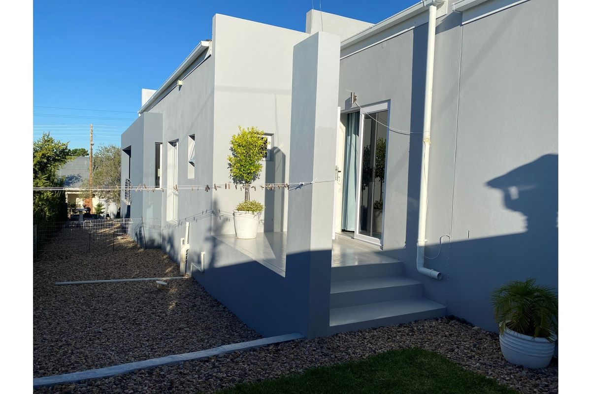 Modern Karoo Lock up and go - Photo 4