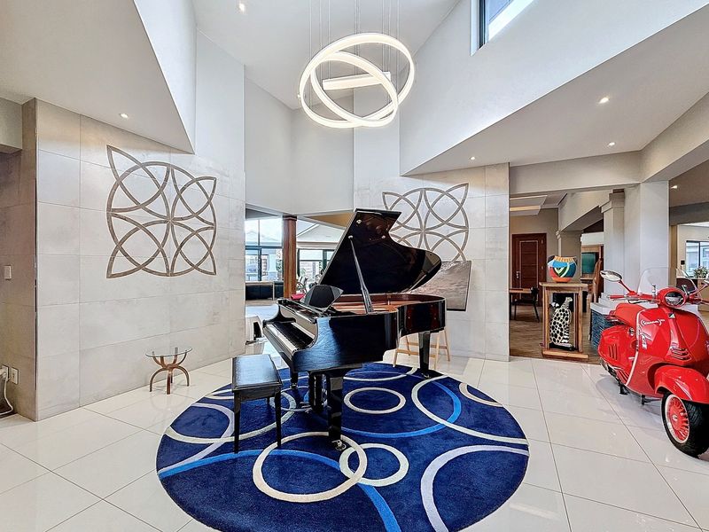 Flagship Mooikloof Equestrian Villa - Distinguished Off-Grid Luxury for the Elite Buyer - Photo 6