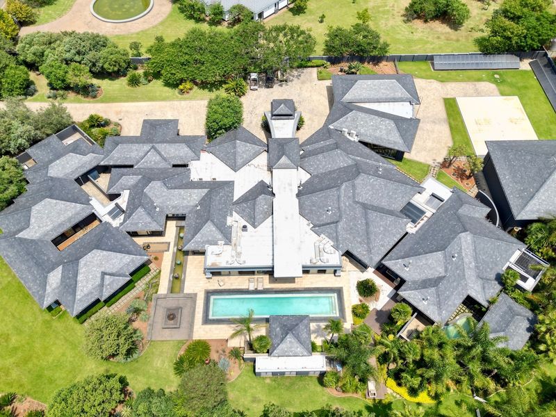 Flagship Mooikloof Equestrian Villa - Distinguished Off-Grid Luxury - Photo 2