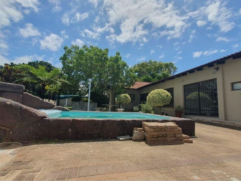 “Luxury in Harmony with Nature” - Photo 9